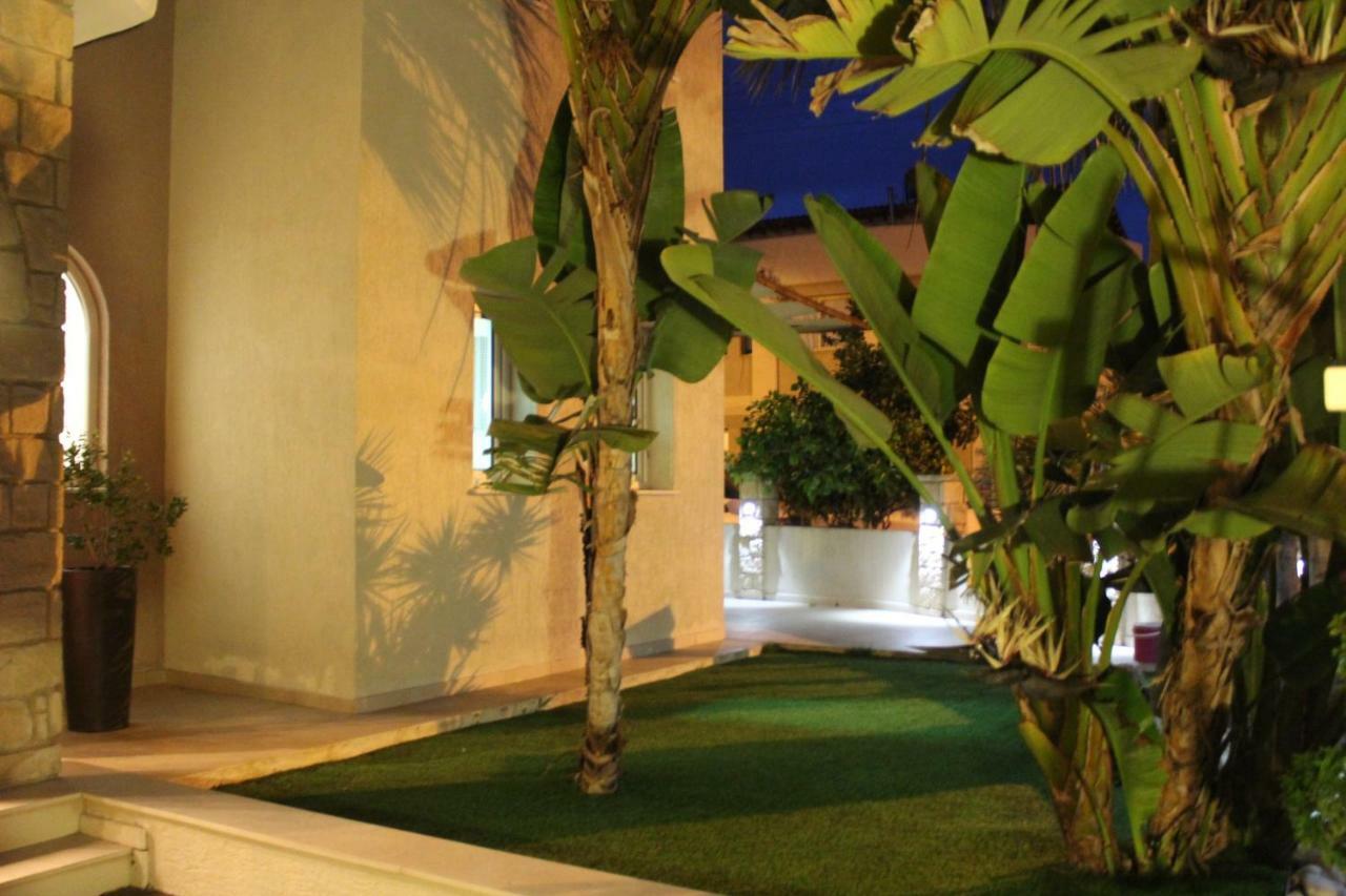 Villa Kristia Paphos ภายนอก รูปภาพ